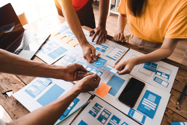 Optimizing Website Navigation for Complex Business Services